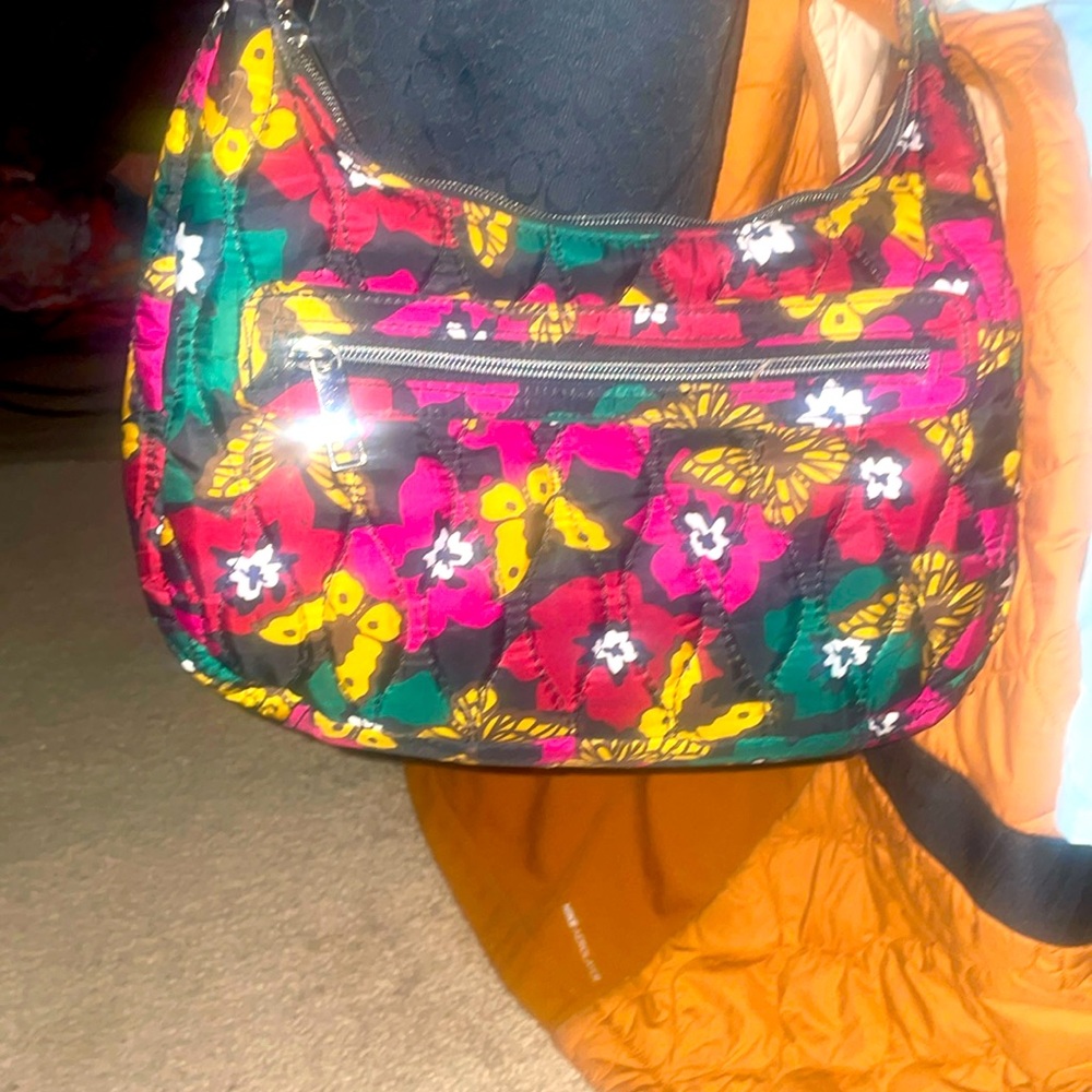 NEW TIME AND TRU WOMENS FLORAL YELLOW & PURPLE PURSE💛